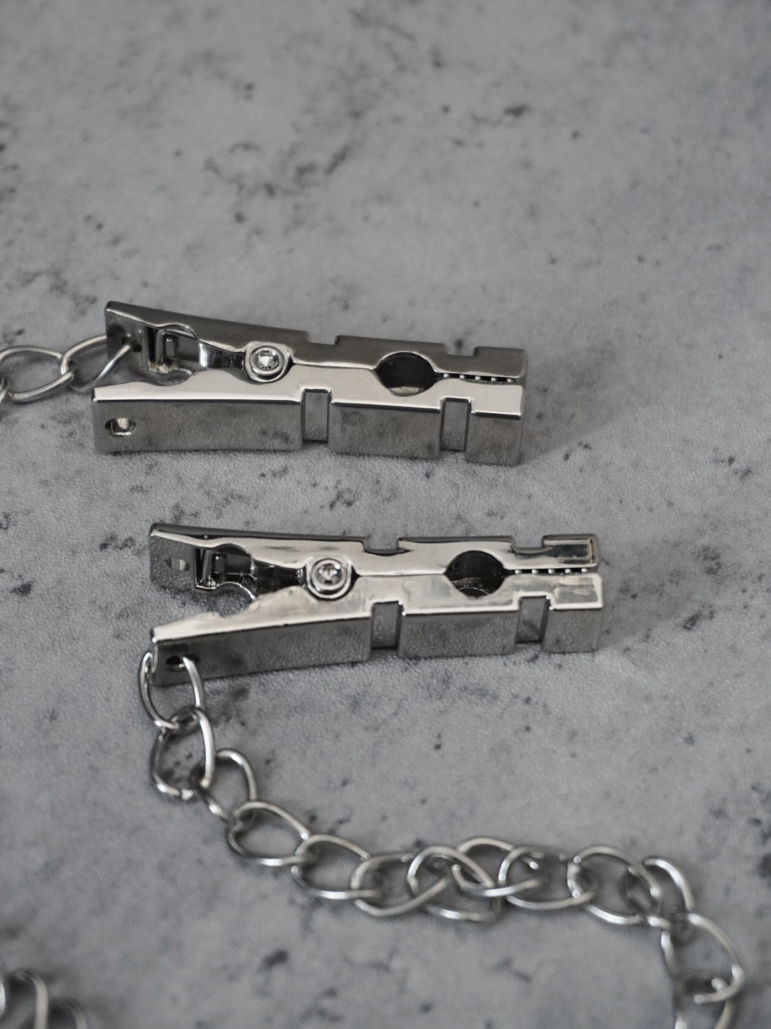 "Hanger" Nipple Clamps Set