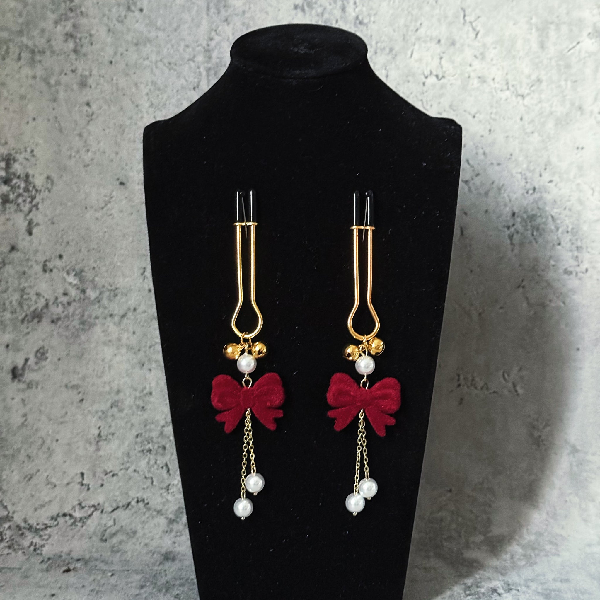 REVERIEE Red Bow Bell Nipple Clamps