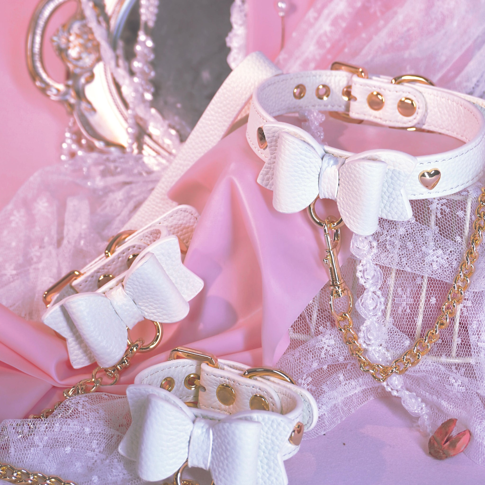 REVERIEE "Play Nice" Leather Bow Bespoke Bondage Cuff Set PINK/BLACK/WHITE