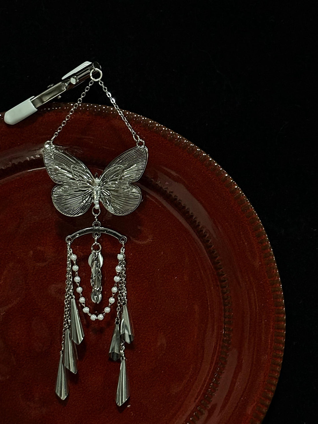 REVERIE Butterfly Nipple Clamps Metal Bell